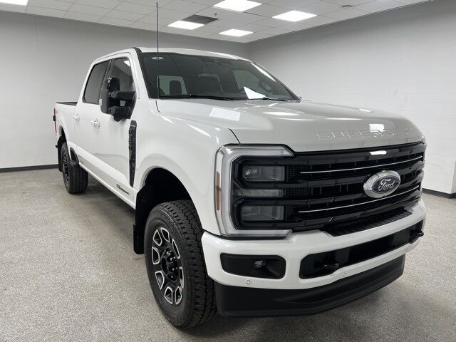 2025 Ford F-350SD Platinum