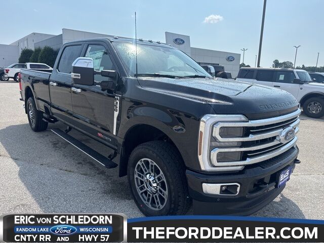 2025 Ford F-350SD Platinum Milwaukee WI