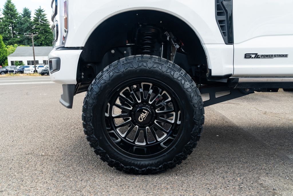2025 Ford F-350SD Platinum Milwaukie OR