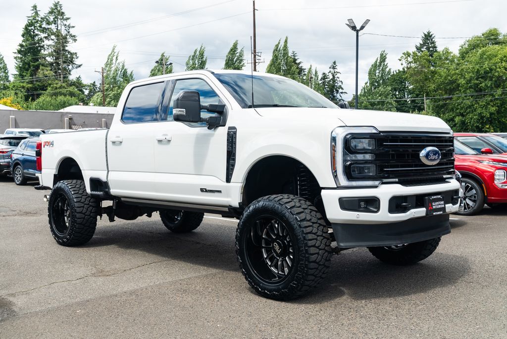 2025 Ford F-350SD Platinum