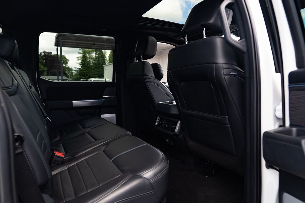 2025 Ford F-350SD Platinum Milwaukie OR