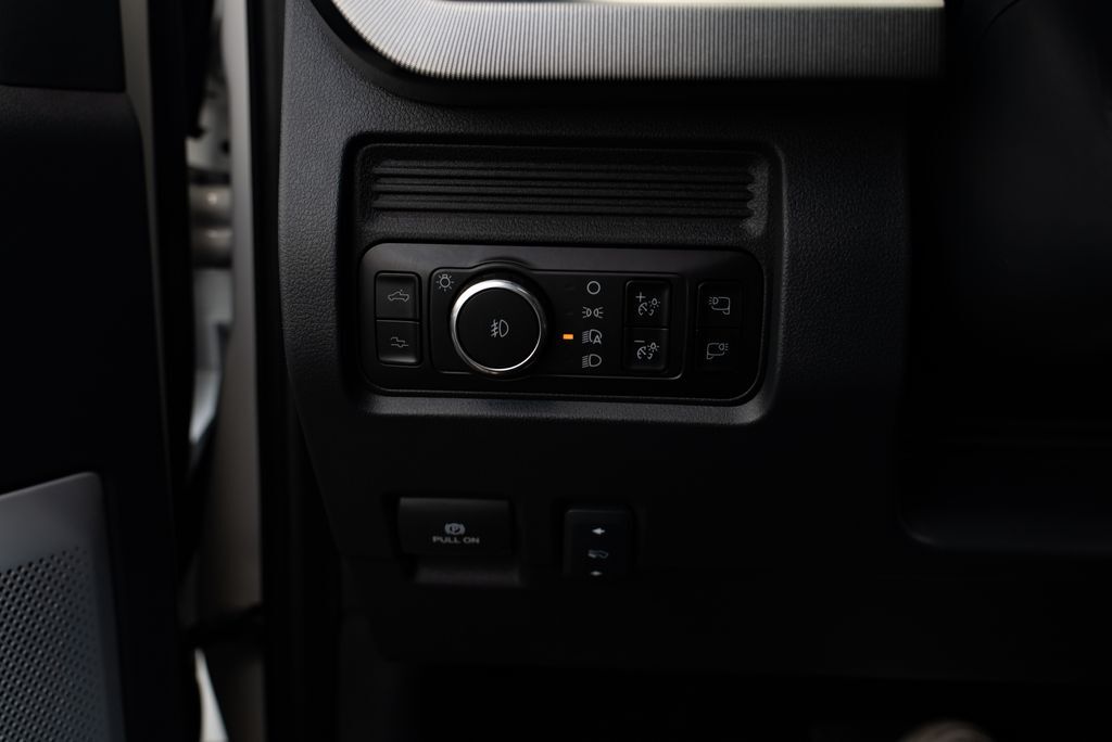 2025 Ford F-350SD Platinum Milwaukie OR