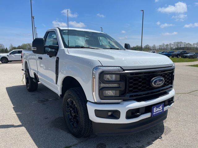 2025 Ford F-350SD XL Random Lake WI