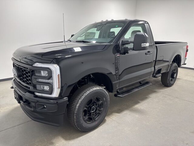 2025 Ford F-350SD XL Pine River MN