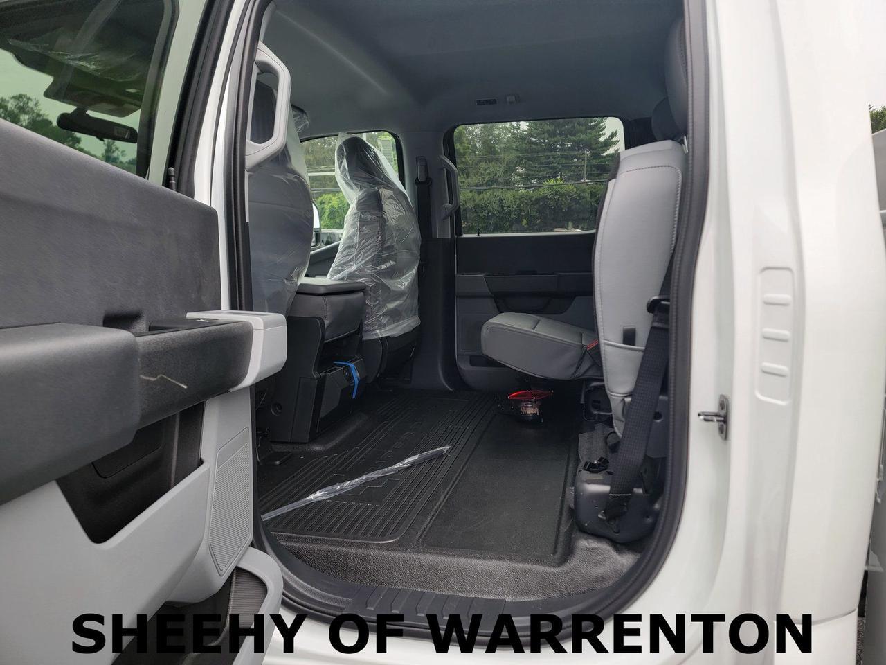 2025 Ford F-350SD XL SERVICE BODY Warrenton VA