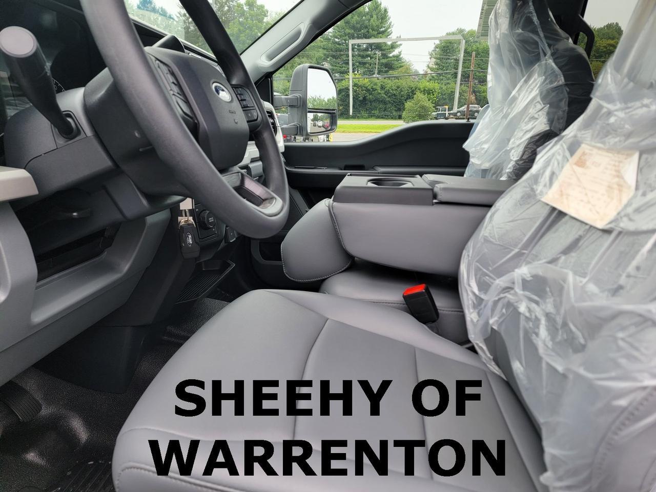 2025 Ford F-350SD XL SERVICE BODY Warrenton VA
