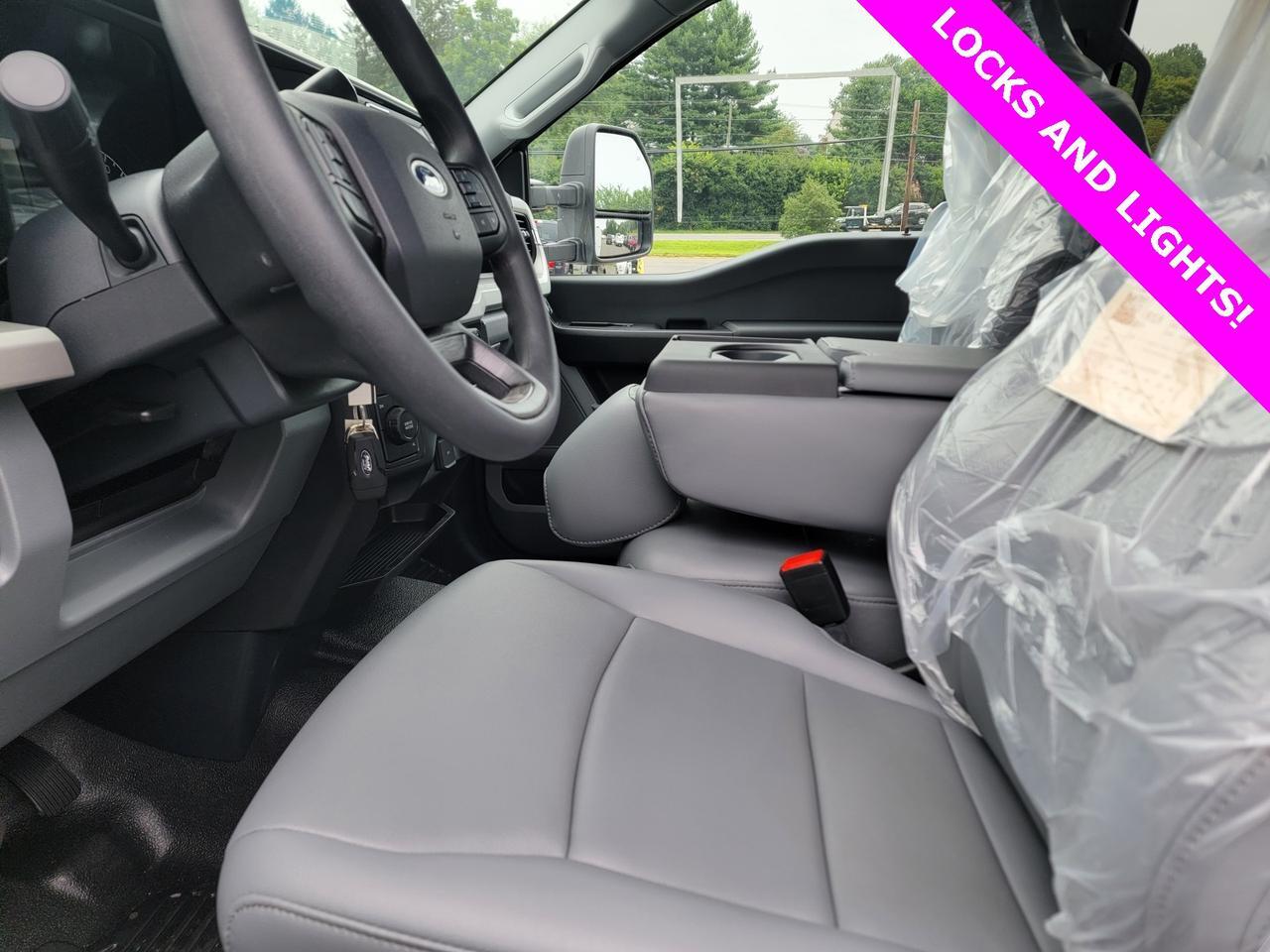 2025 Ford F-350SD XL SERVICE BODY Warrenton VA