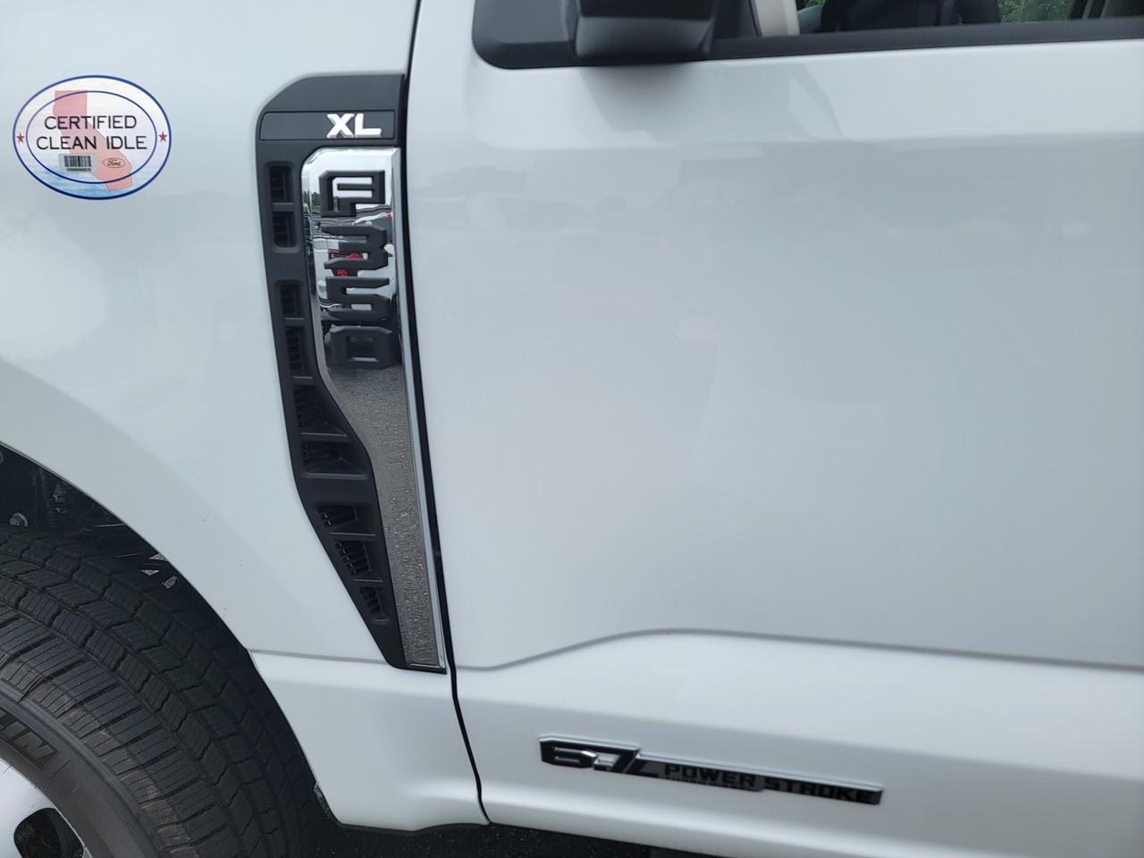 2025 Ford F-350SD XL SERVICE BODY Warrenton VA