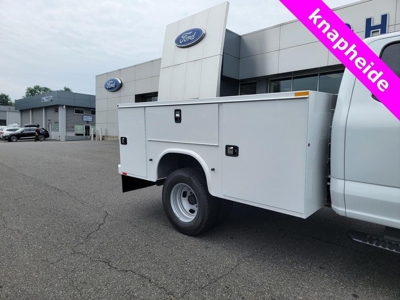 2025 Ford F-350SD XL SERVICE BODY Warrenton VA