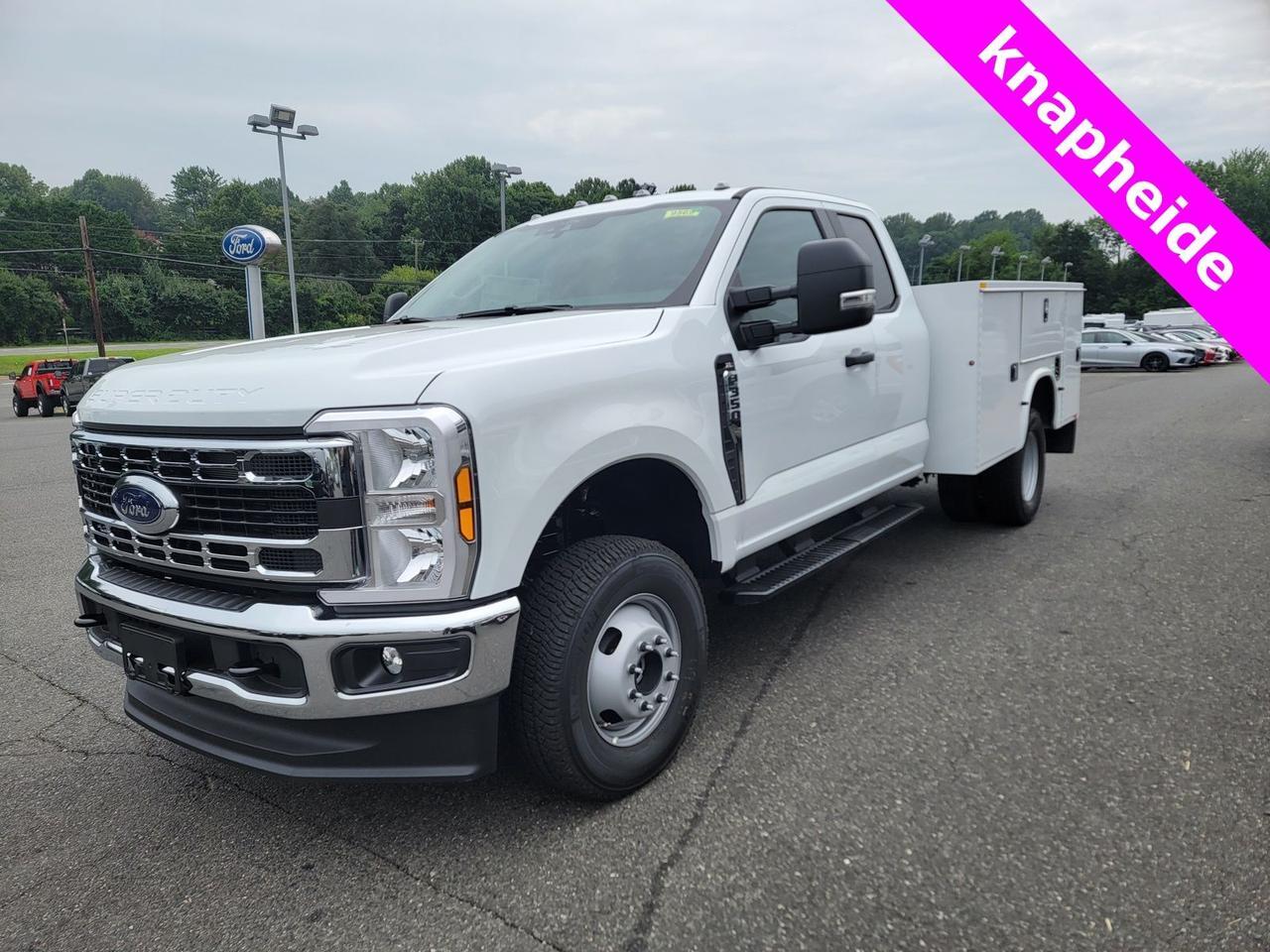 2025 Ford F-350SD XL SERVICE BODY Warrenton VA