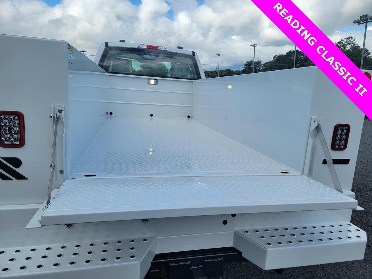 2025 Ford F-350SD XL SERVICE BODY Warrenton VA