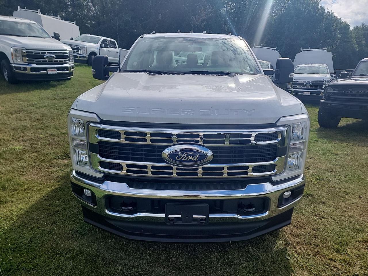 2025 Ford F-350SD XL SERVICE BODY Warrenton VA
