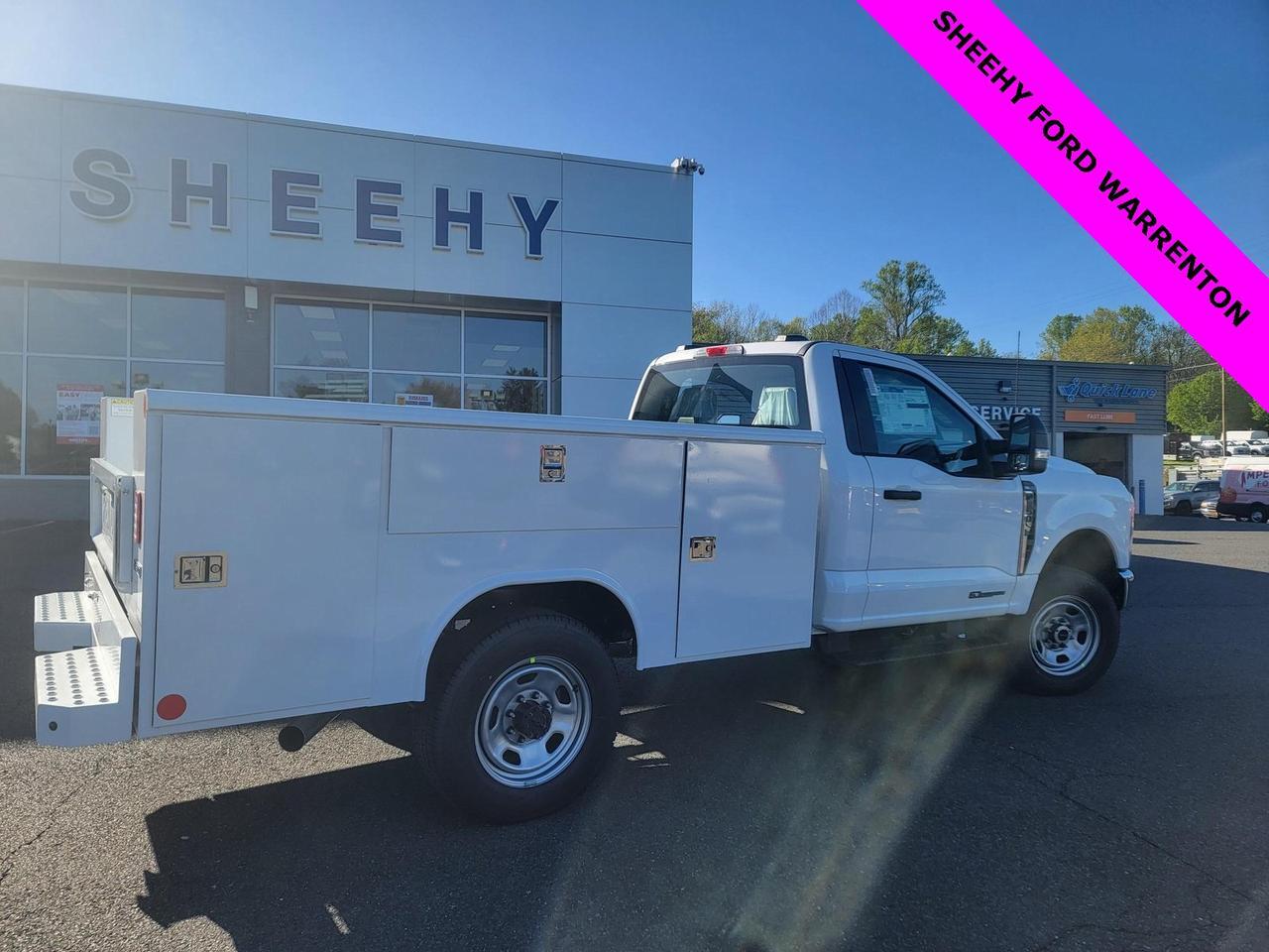 2025 Ford F-350SD XL SERVICE BODY