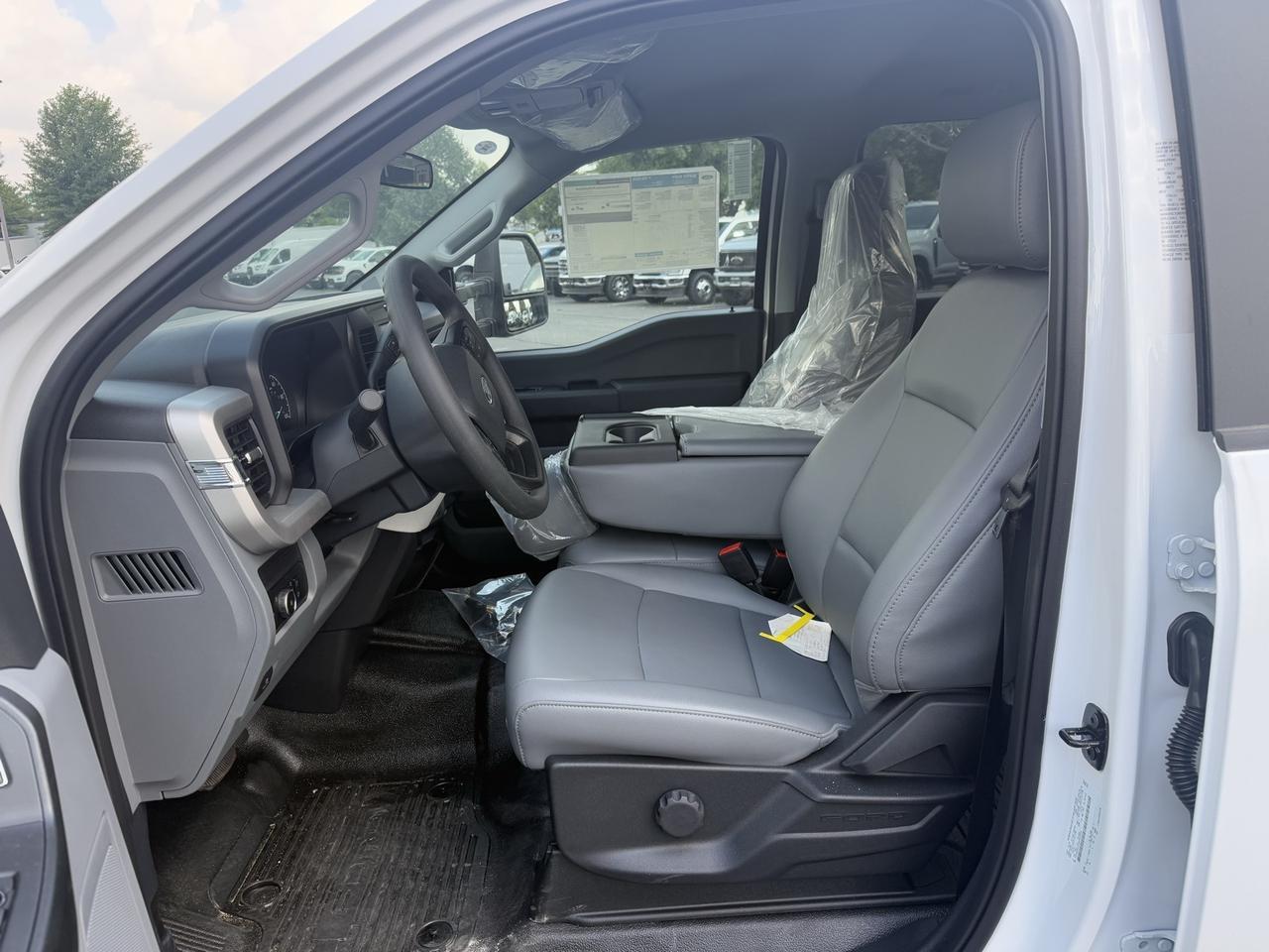 2025 Ford F-350SD XL Gaithersburg MD