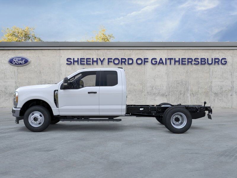 2025 Ford F-350SD XL Gaithersburg MD
