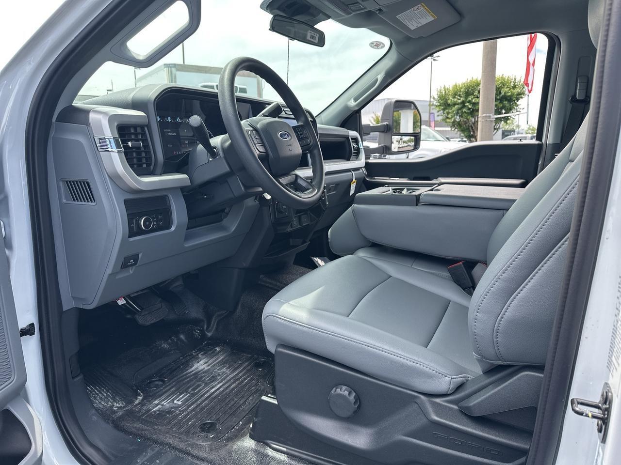 2025 Ford F-350SD XL Richmond VA
