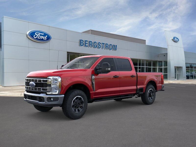 2025 Ford F-350SD XLT Green Bay WI