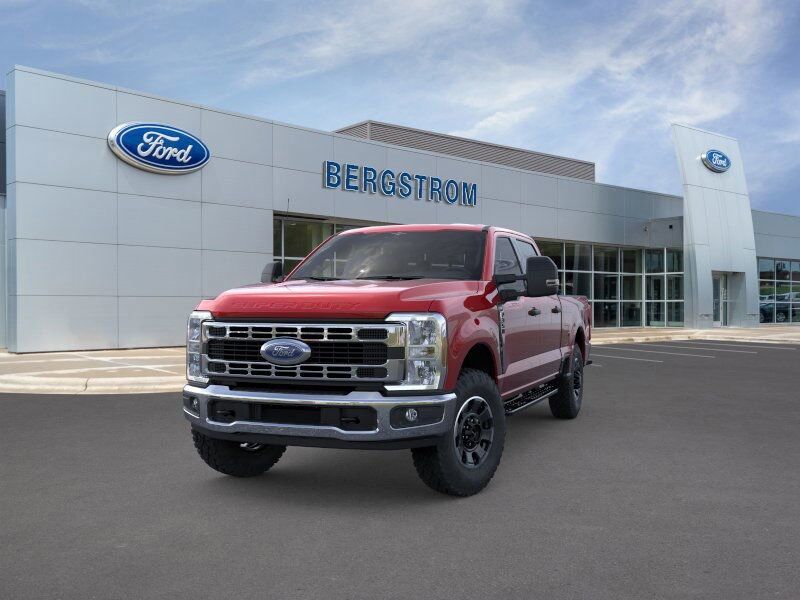 2025 Ford F-350SD XLT Green Bay WI