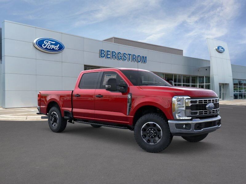 2025 Ford F-350SD XLT Green Bay WI