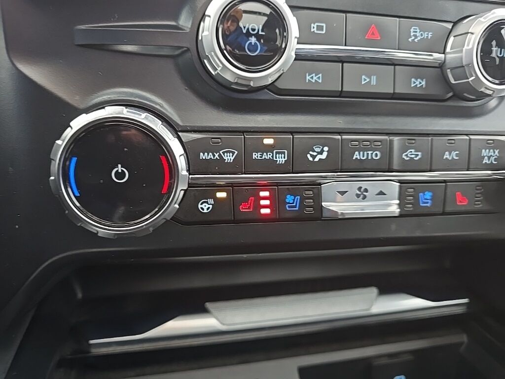 2025 Ford F-450 Super Duty 4x4 Crew Cab Platinum DRW Fond du Lac WI