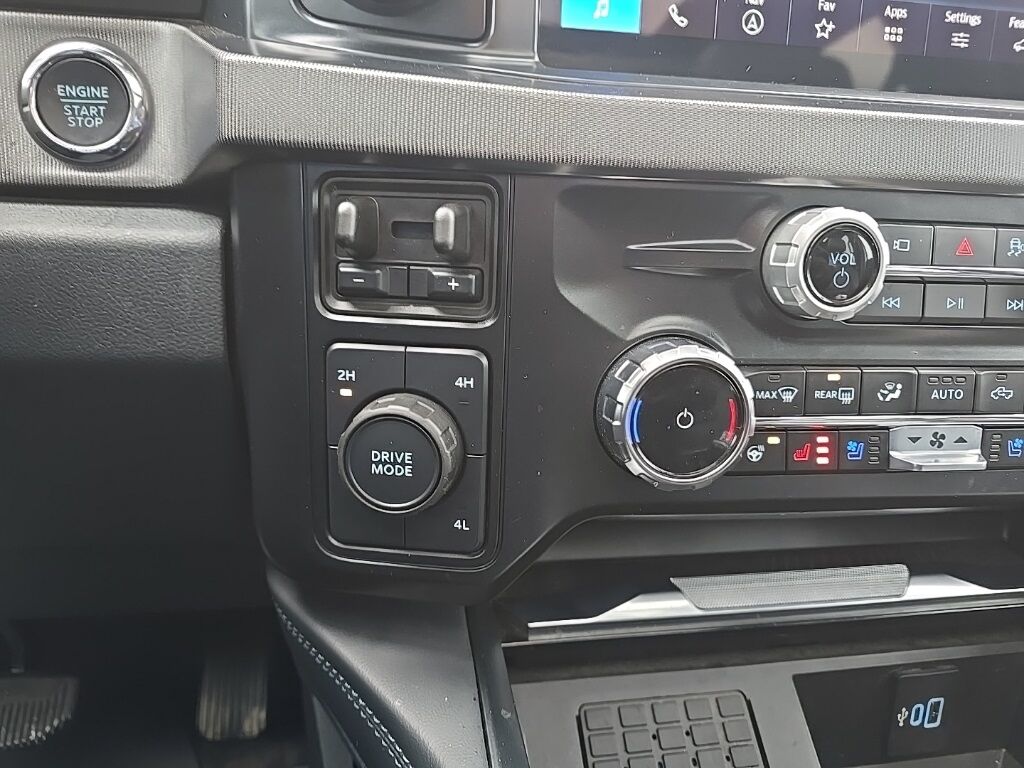 2025 Ford F-450 Super Duty 4x4 Crew Cab Platinum DRW Fond du Lac WI