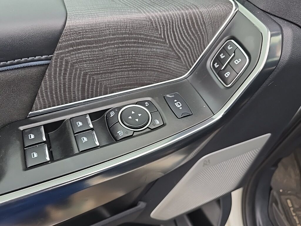 2025 Ford F-450 Super Duty 4x4 Crew Cab Platinum DRW Fond du Lac WI