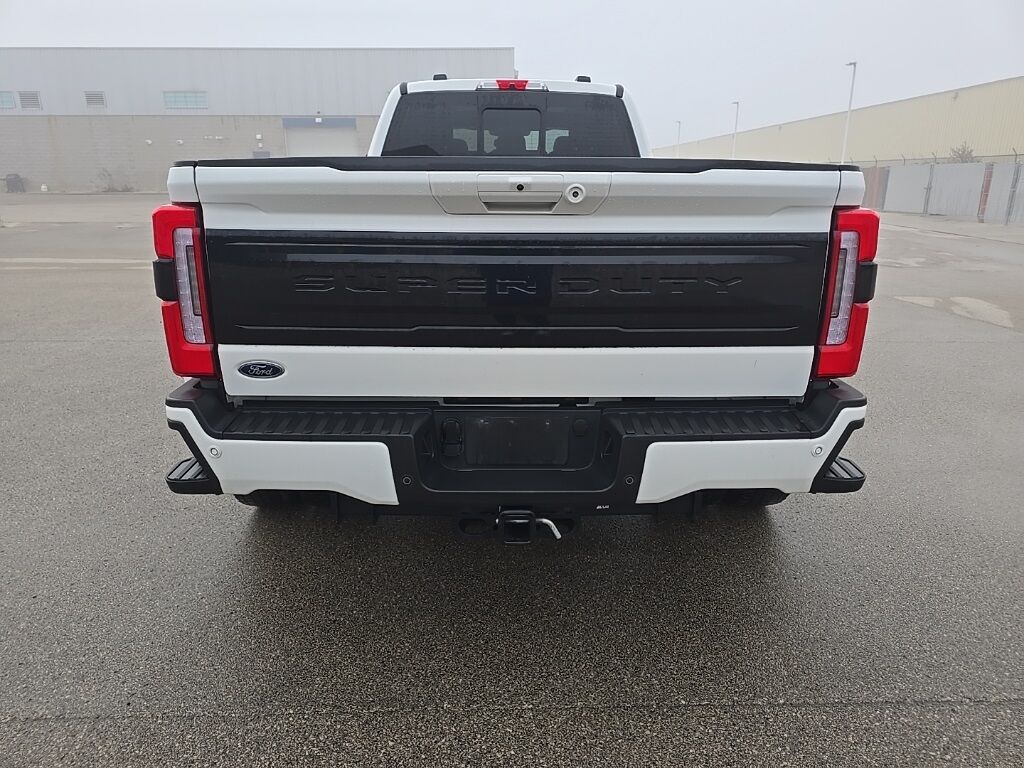 2025 Ford F-450 Super Duty 4x4 Crew Cab Platinum DRW Fond du Lac WI