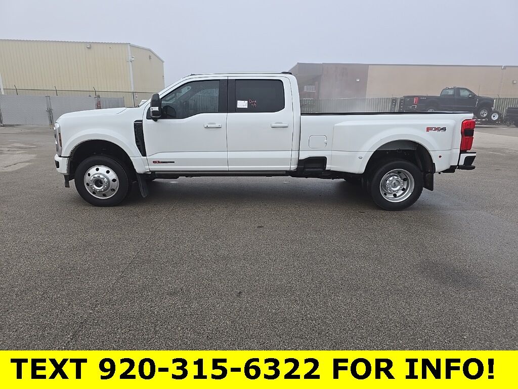 2025 Ford F-450 Super Duty 4x4 Crew Cab Platinum DRW
