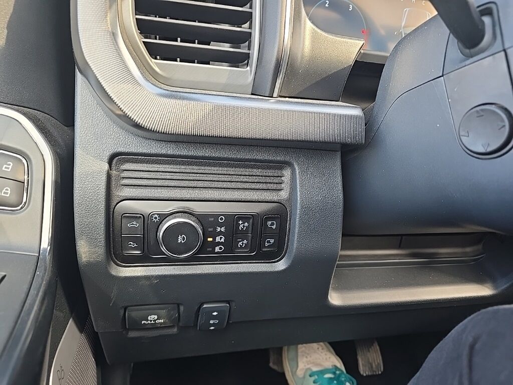 2025 Ford F-450 Super Duty 4x4 Crew Cab Platinum DRW Fond du Lac WI