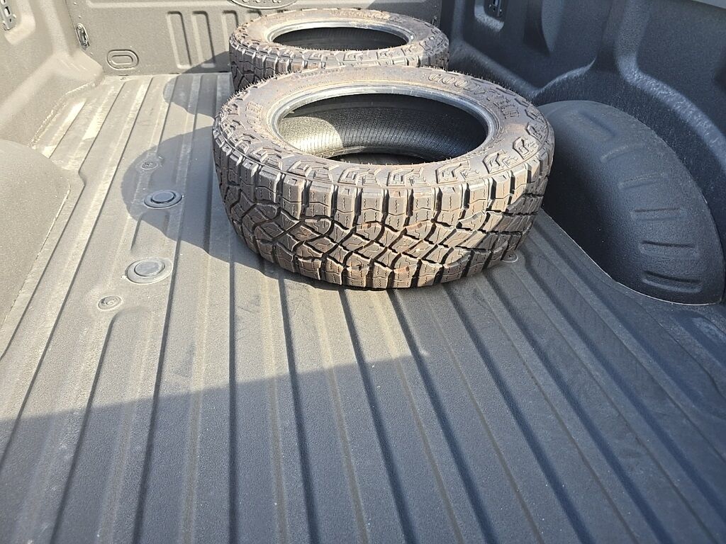 2025 Ford F-450 Super Duty 4x4 Crew Cab Platinum DRW Fond du Lac WI