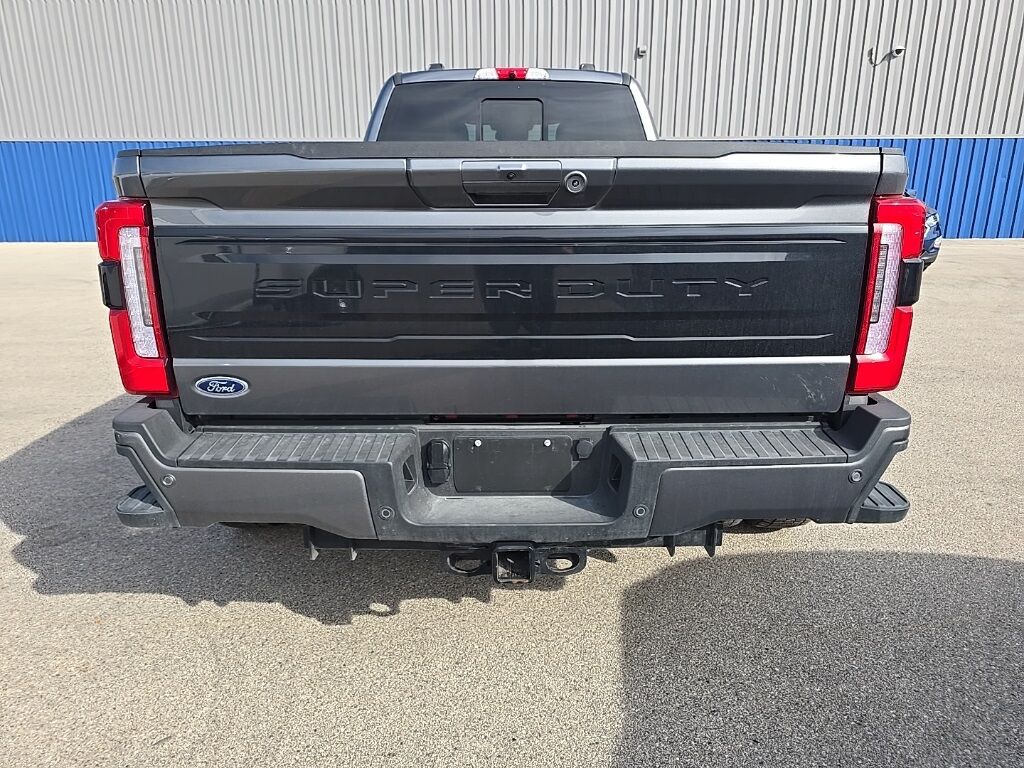 2025 Ford F-450 Super Duty 4x4 Crew Cab Platinum DRW Fond du Lac WI