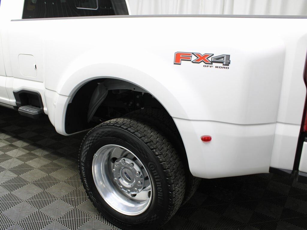 2025 Ford F-450 Super Duty 4x4 Crew Cab Platinum DRW Fond du Lac WI