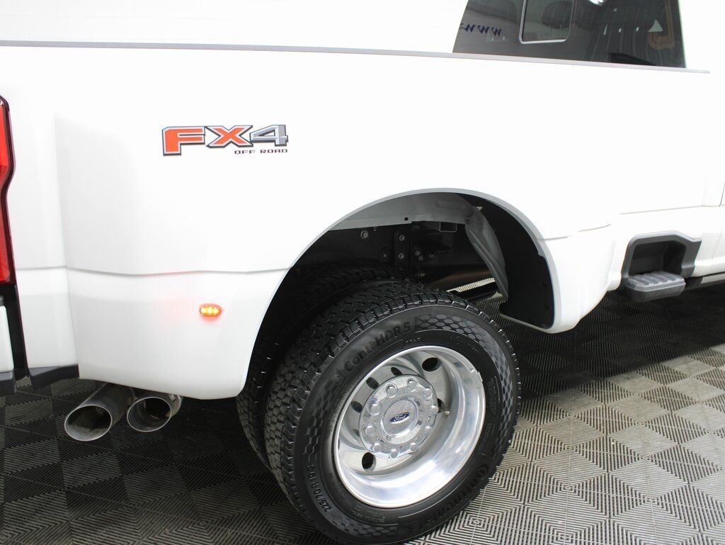 2025 Ford F-450 Super Duty 4x4 Crew Cab Platinum DRW Fond du Lac WI