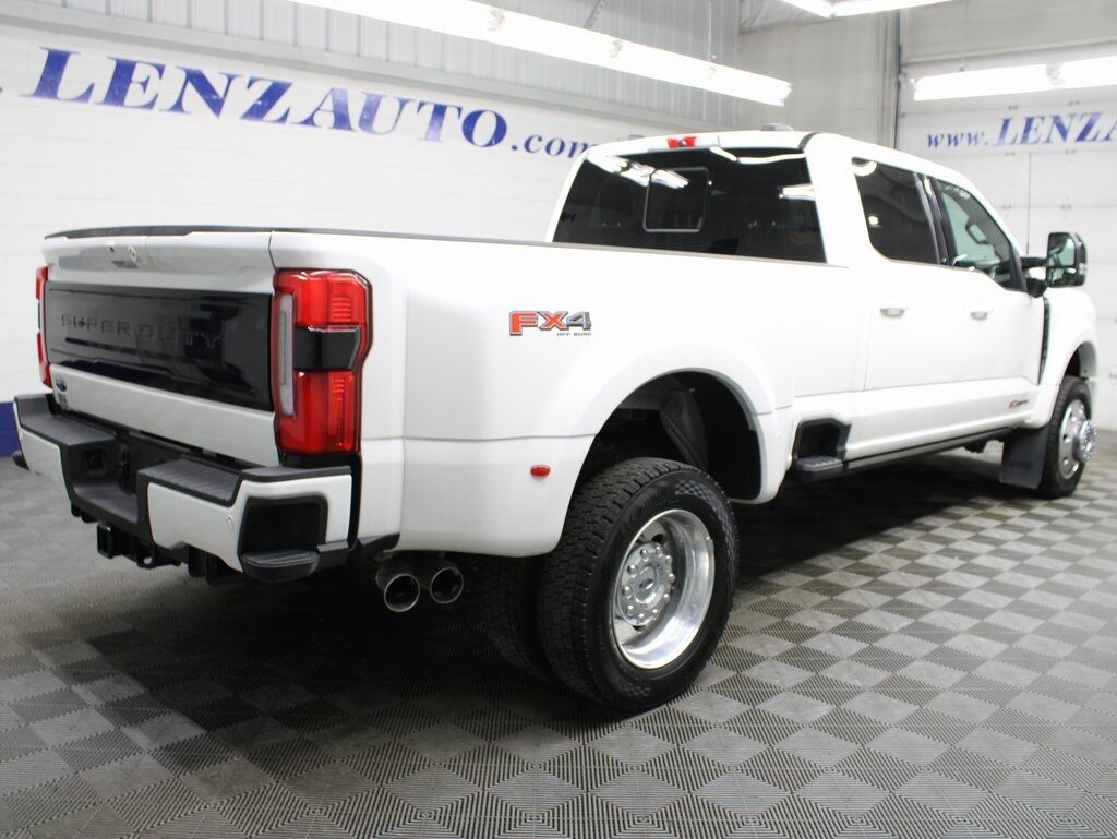 2025 Ford F-450 Super Duty 4x4 Crew Cab Platinum DRW Fond du Lac WI