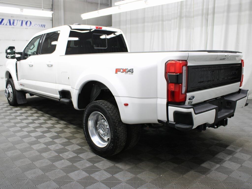 2025 Ford F-450 Super Duty 4x4 Crew Cab Platinum DRW Fond du Lac WI