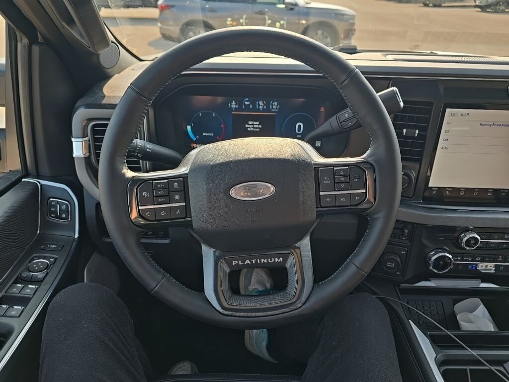 2025 Ford F-450 Super Duty 4x4 Crew Cab Platinum DRW Fond du Lac WI