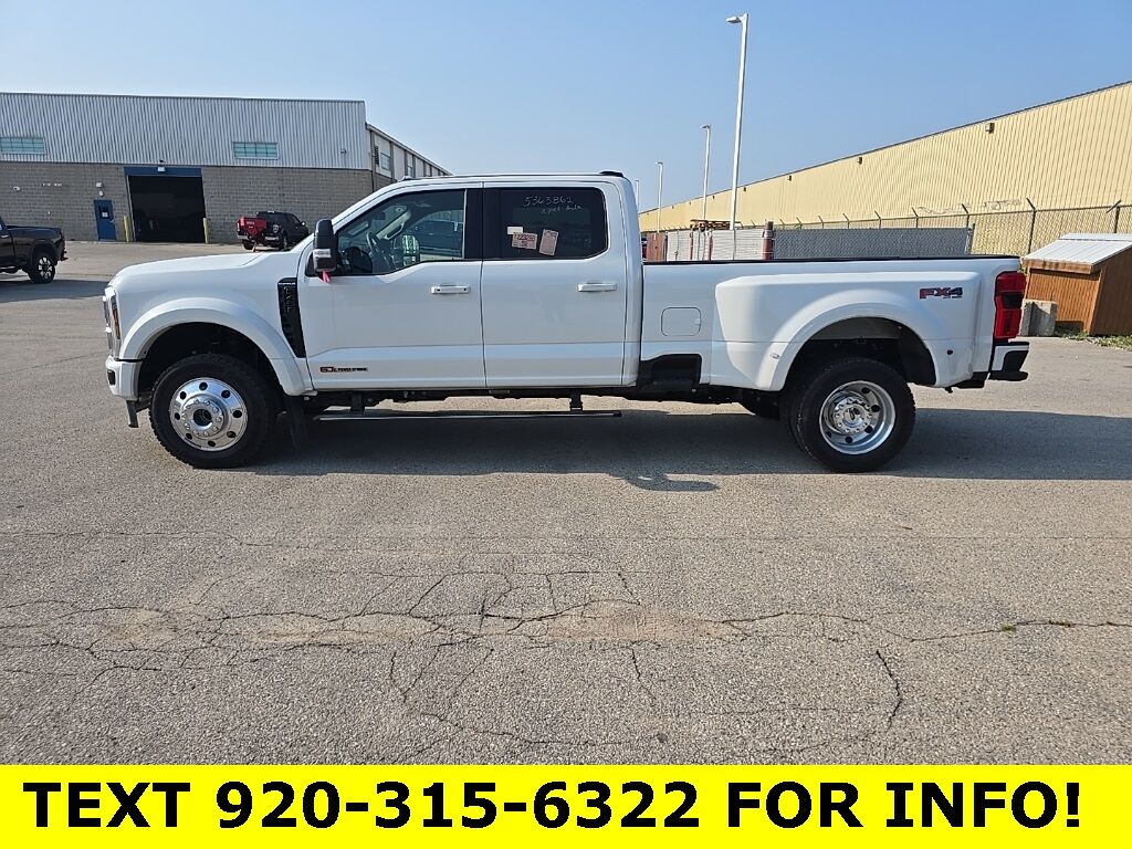 2025 Ford F-450 Super Duty 4x4 Crew Cab Platinum DRW Fond du Lac WI