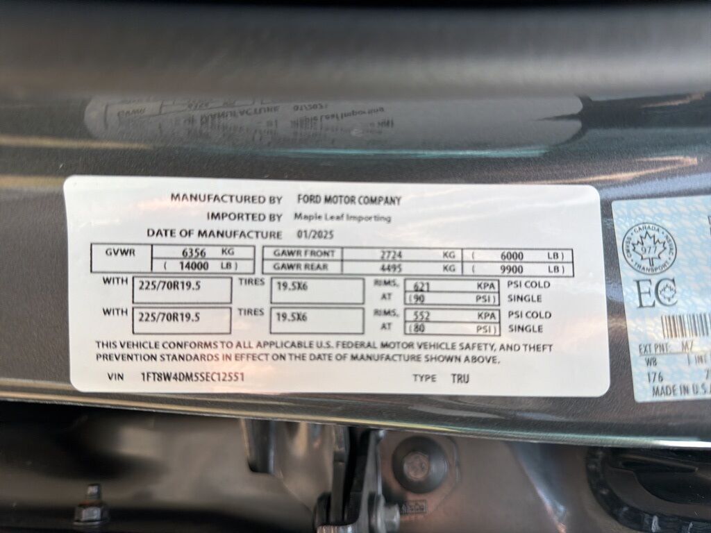 2025 Ford F-450 Super Duty 4x4 Crew Cab Platinum DRW Minocqua WI