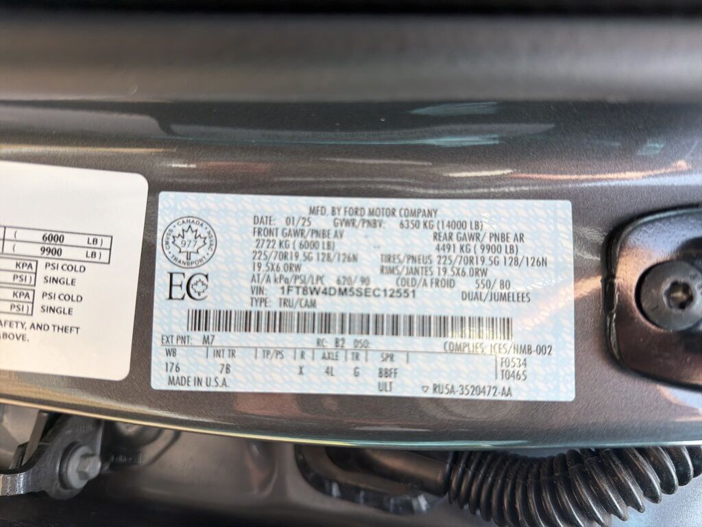 2025 Ford F-450 Super Duty 4x4 Crew Cab Platinum DRW Minocqua WI