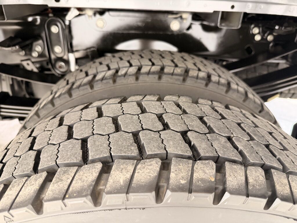 2025 Ford F-450 Super Duty 4x4 Crew Cab Platinum DRW Minocqua WI