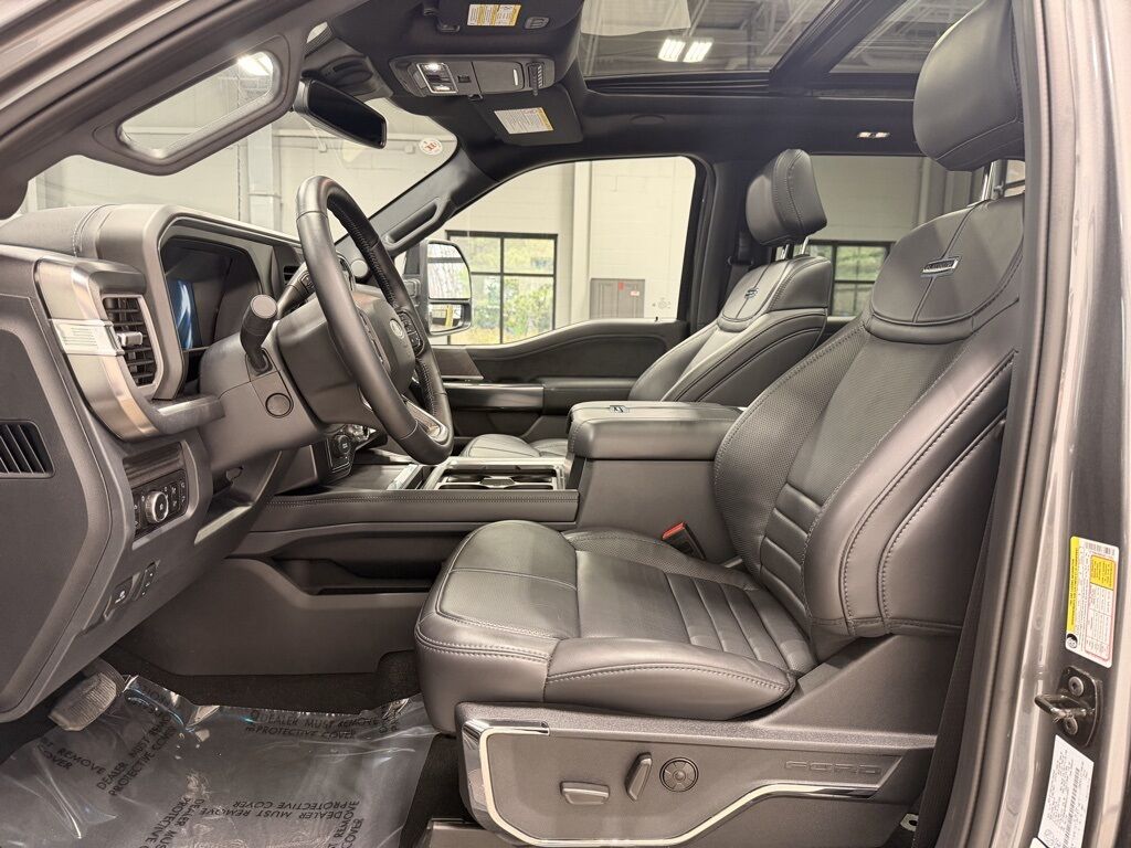 2025 Ford F-450 Super Duty 4x4 Crew Cab Platinum DRW Minocqua WI