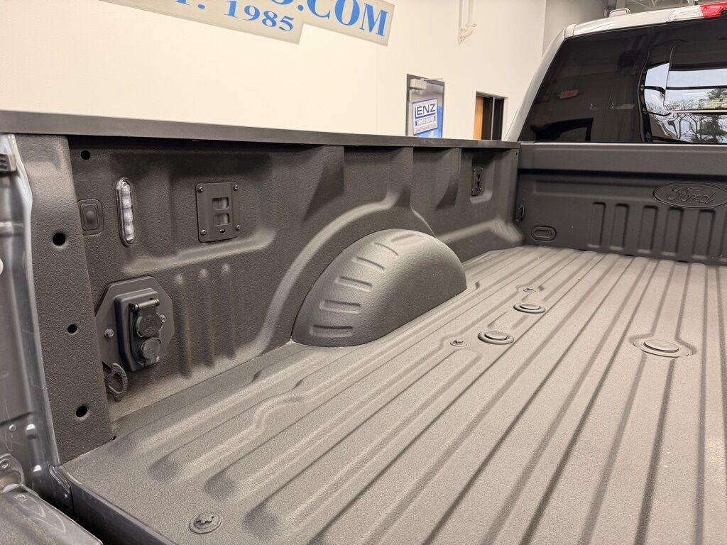 2025 Ford F-450 Super Duty 4x4 Crew Cab Platinum DRW Minocqua WI