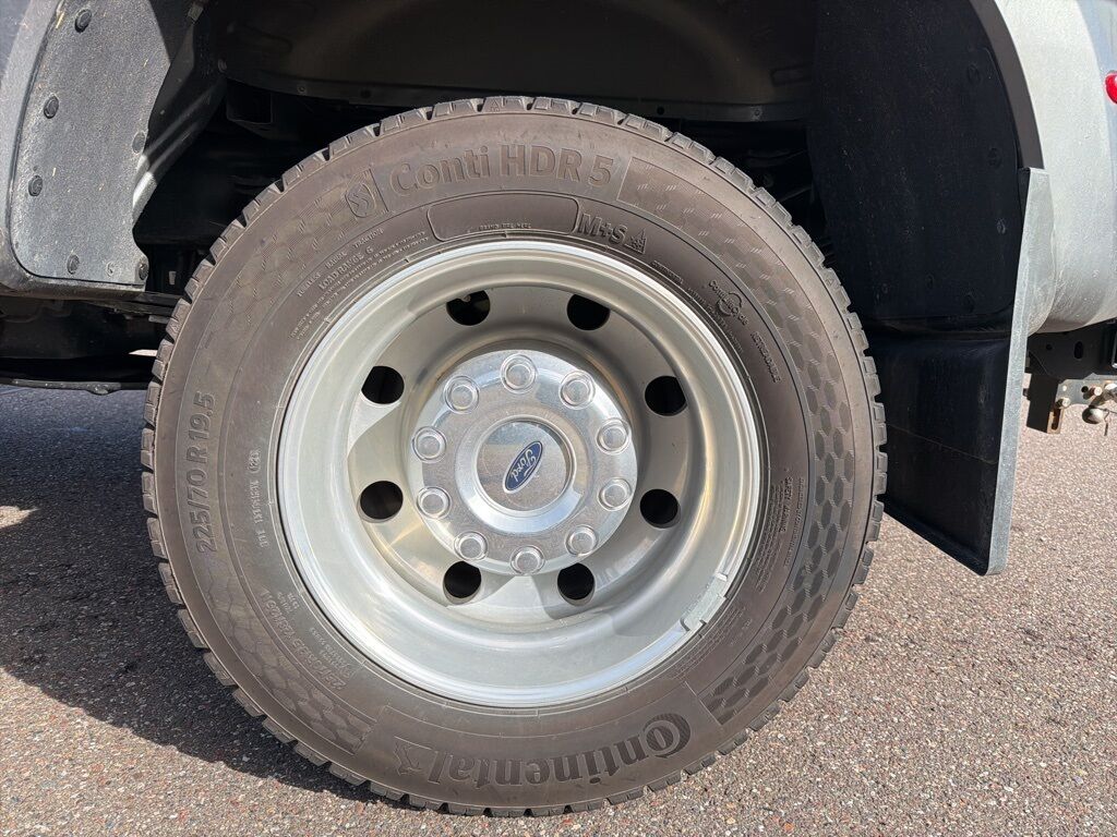 2025 Ford F-450 Super Duty 4x4 Crew Cab Platinum DRW Minocqua WI