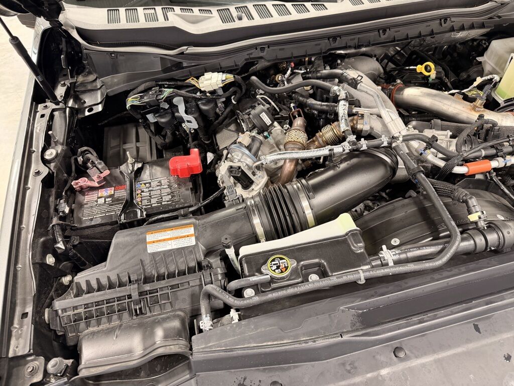 2025 Ford F-450 Super Duty 4x4 Crew Cab Platinum DRW Minocqua WI