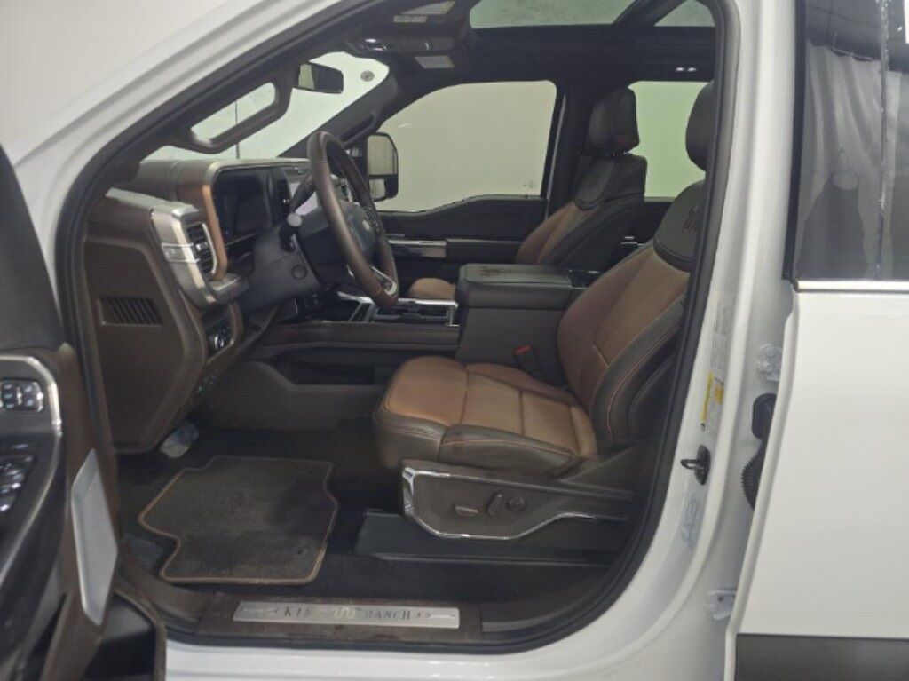 2025 Ford F-450 Super Duty DRW Fond du Lac WI