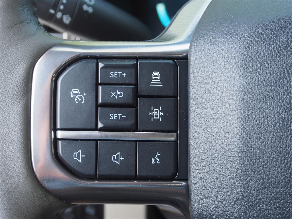 2025 Ford F-450 Super Duty Platinum