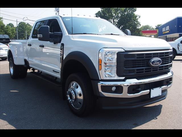 2025 Ford F-450 Super Duty XL