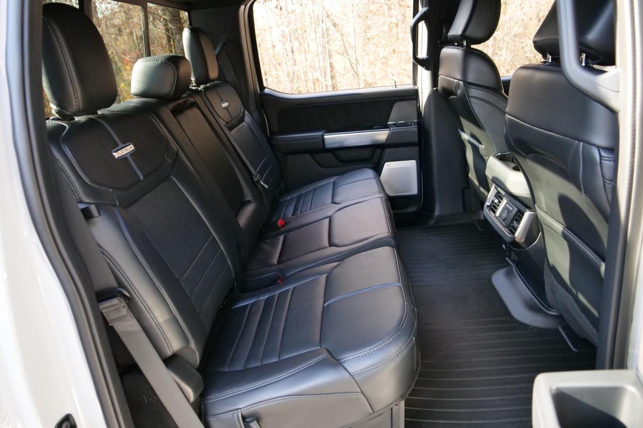 2025 Ford F-450SD Platinum 4X4 / DRW / Massaging Seats / Diesel! Lincolnton NC