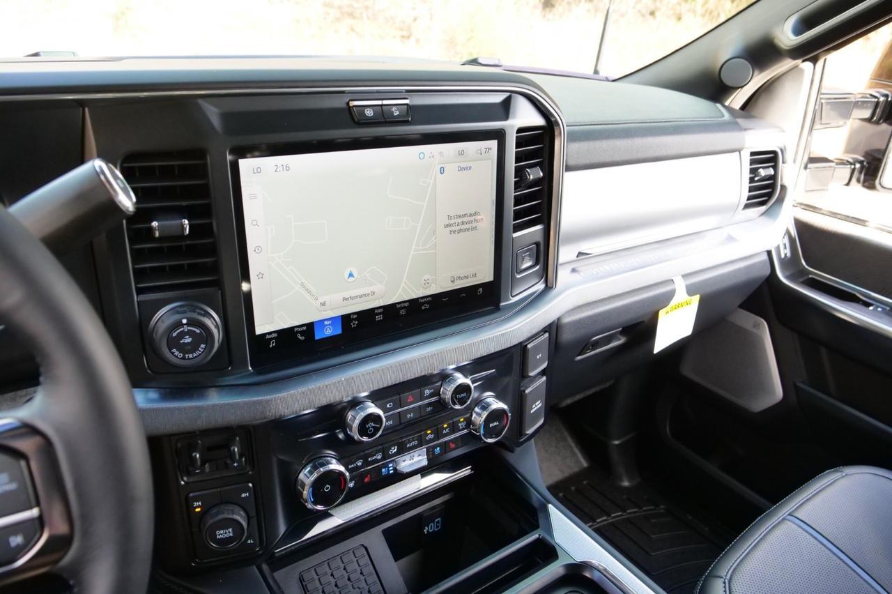 2025 Ford F-450SD Platinum 4X4 / DRW / Massaging Seats / Diesel! Lincolnton NC