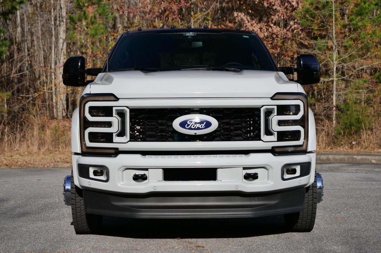 2025 Ford F-450SD Platinum 4X4 / DRW / Massaging Seats / Diesel! Lincolnton NC
